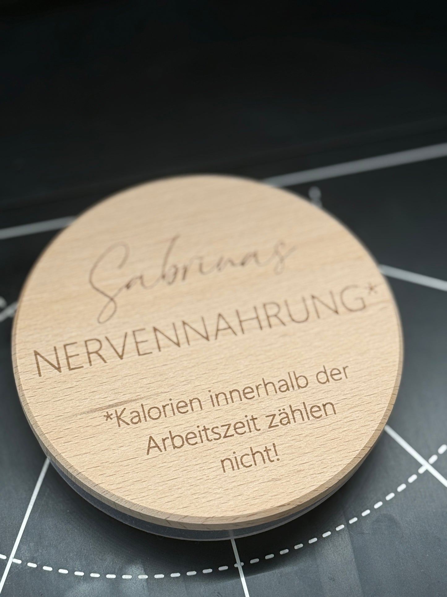 Nervennahrung | Süßigkeiten Vorratsglas mit persönlicher Gravur  - das perfekte Geschenk